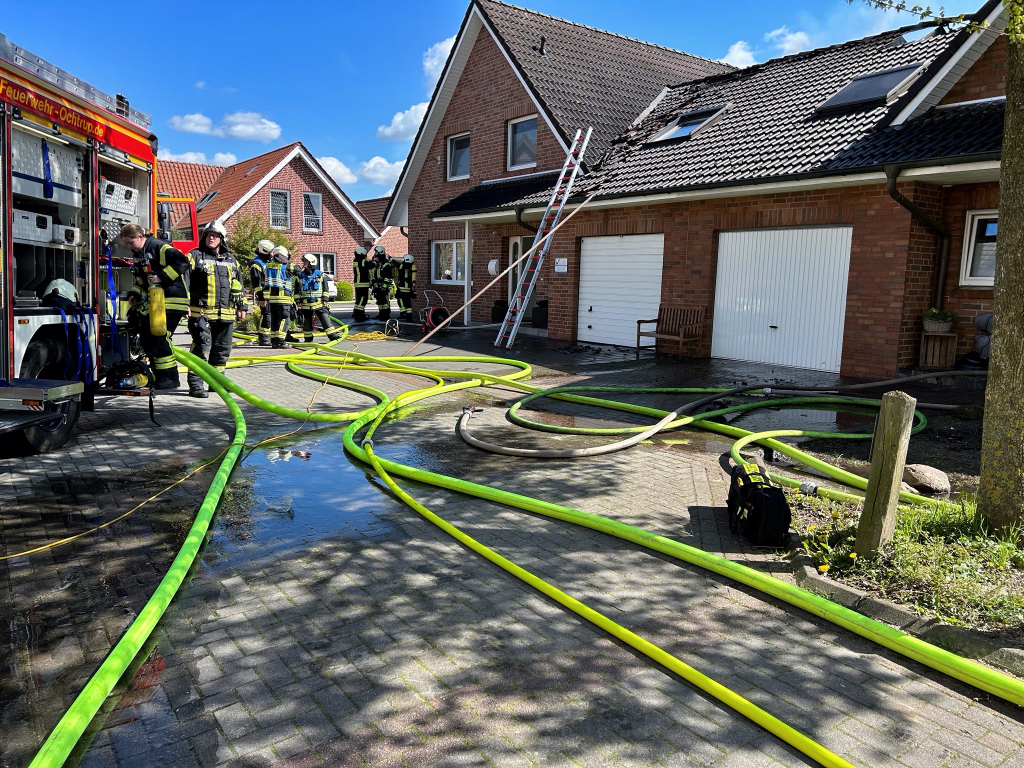 Doppelhaus nach Großbrand zerstört Freiwillige Feuerwehr Ochtrup