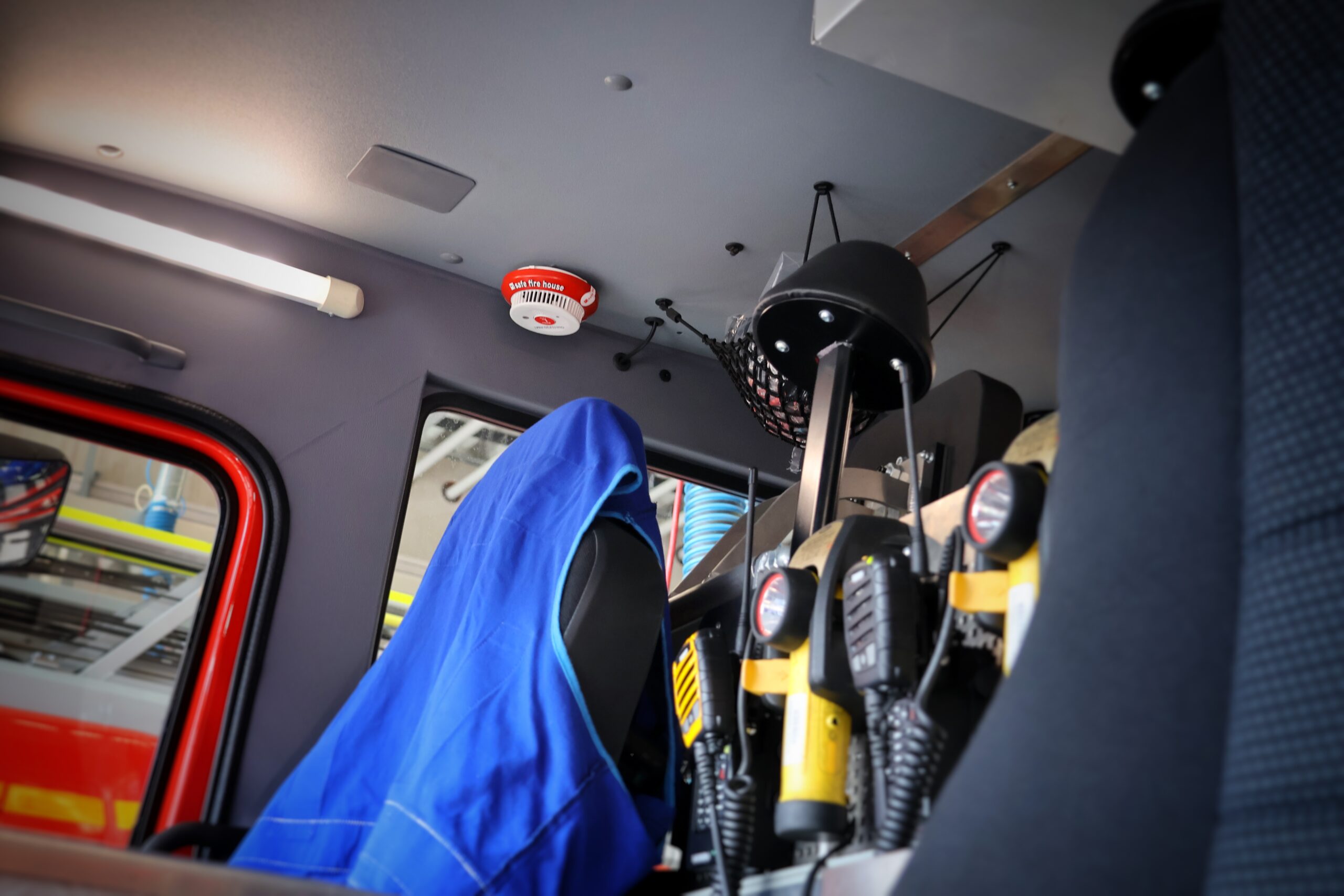 Rauchmelder_Fahrzeuge_FFO_SafeFireHouse_Installation (8)